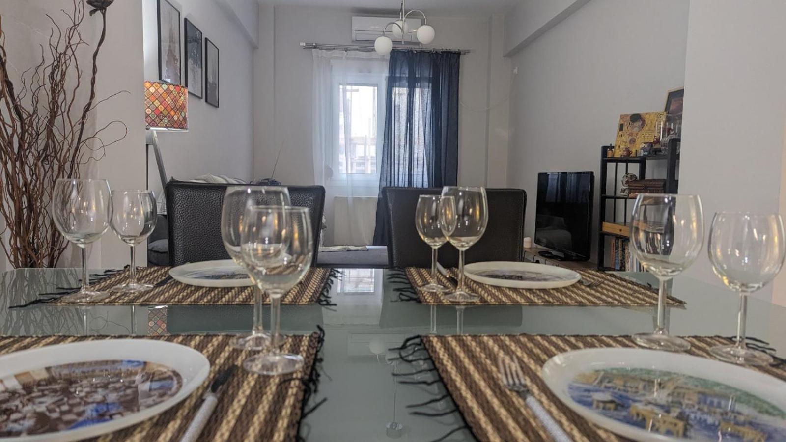 Luxury & Spacious Apartment In Афіни Екстер'єр фото