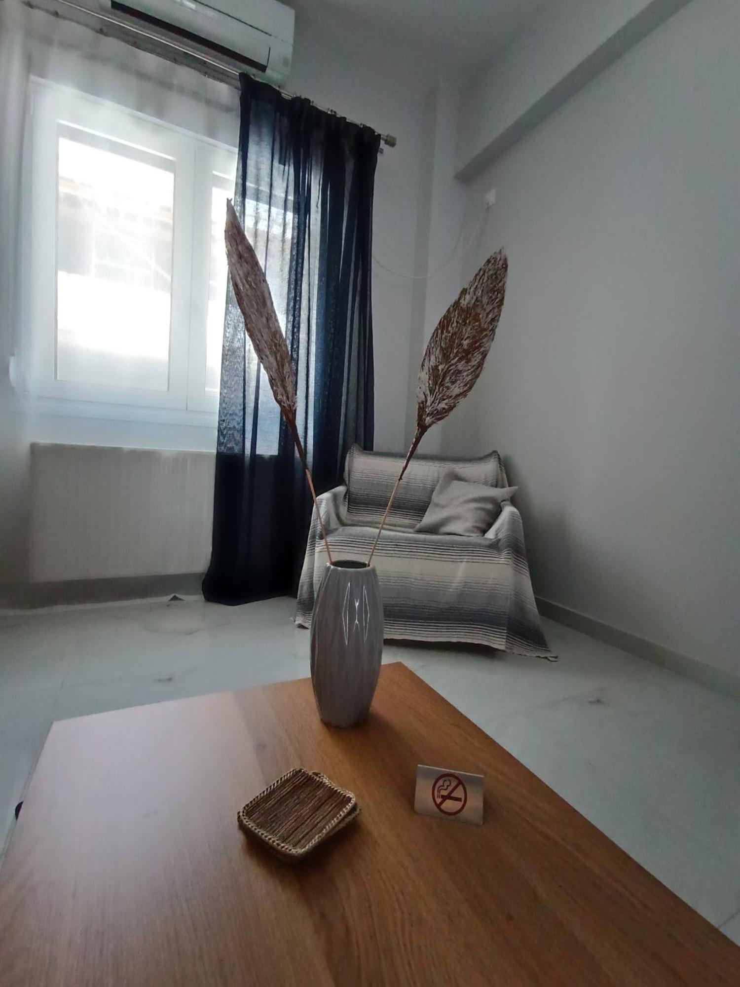 Luxury & Spacious Apartment In Афіни Екстер'єр фото