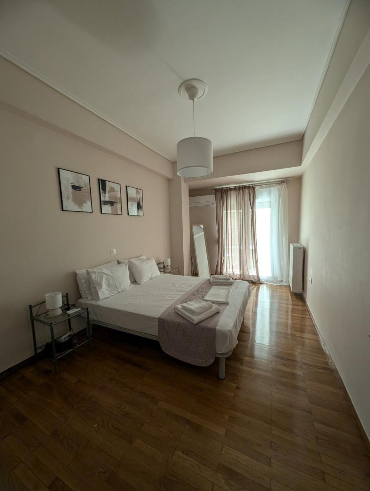 Luxury & Spacious Apartment In Афіни Екстер'єр фото
