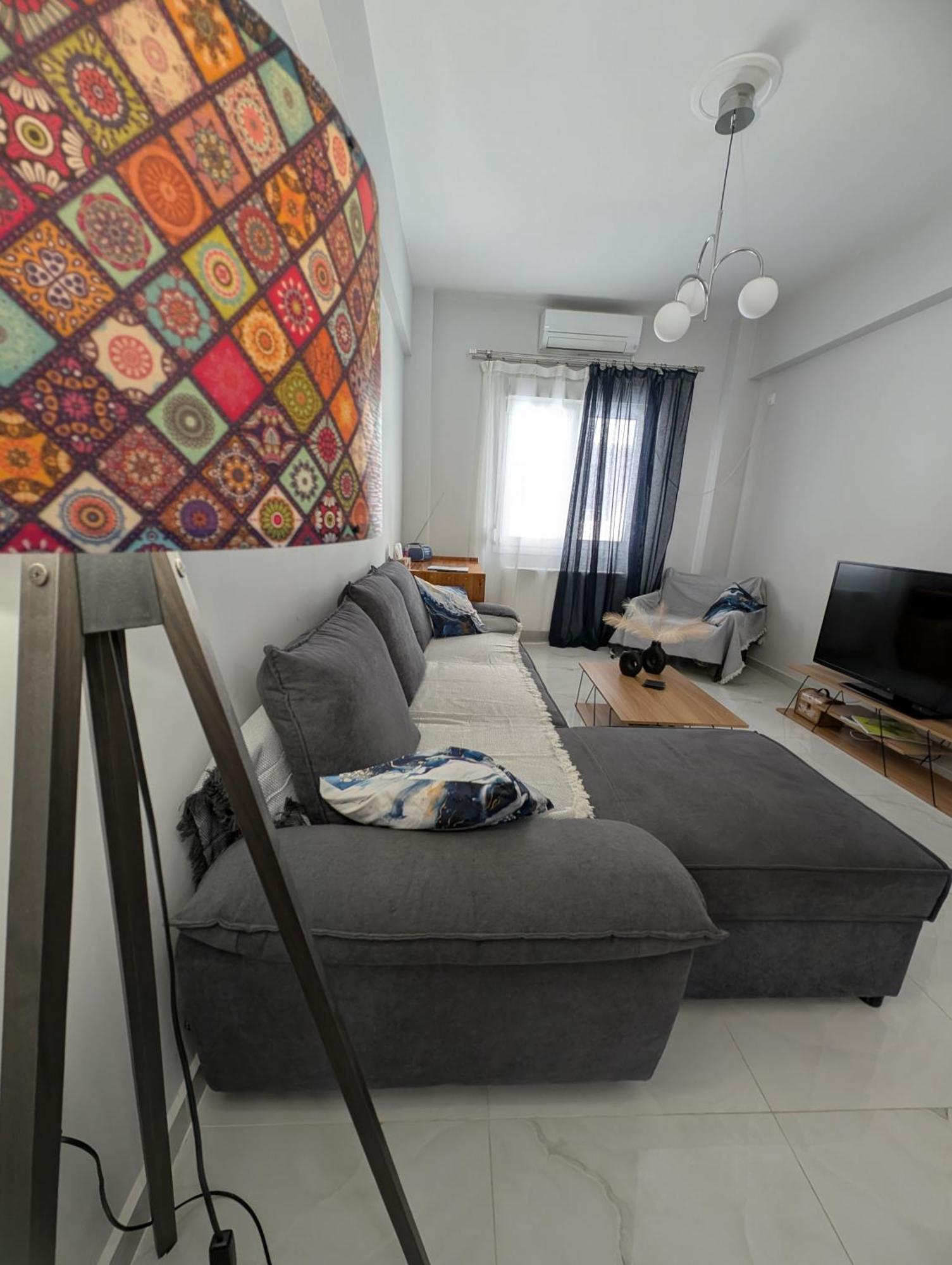 Luxury & Spacious Apartment In Афіни Екстер'єр фото